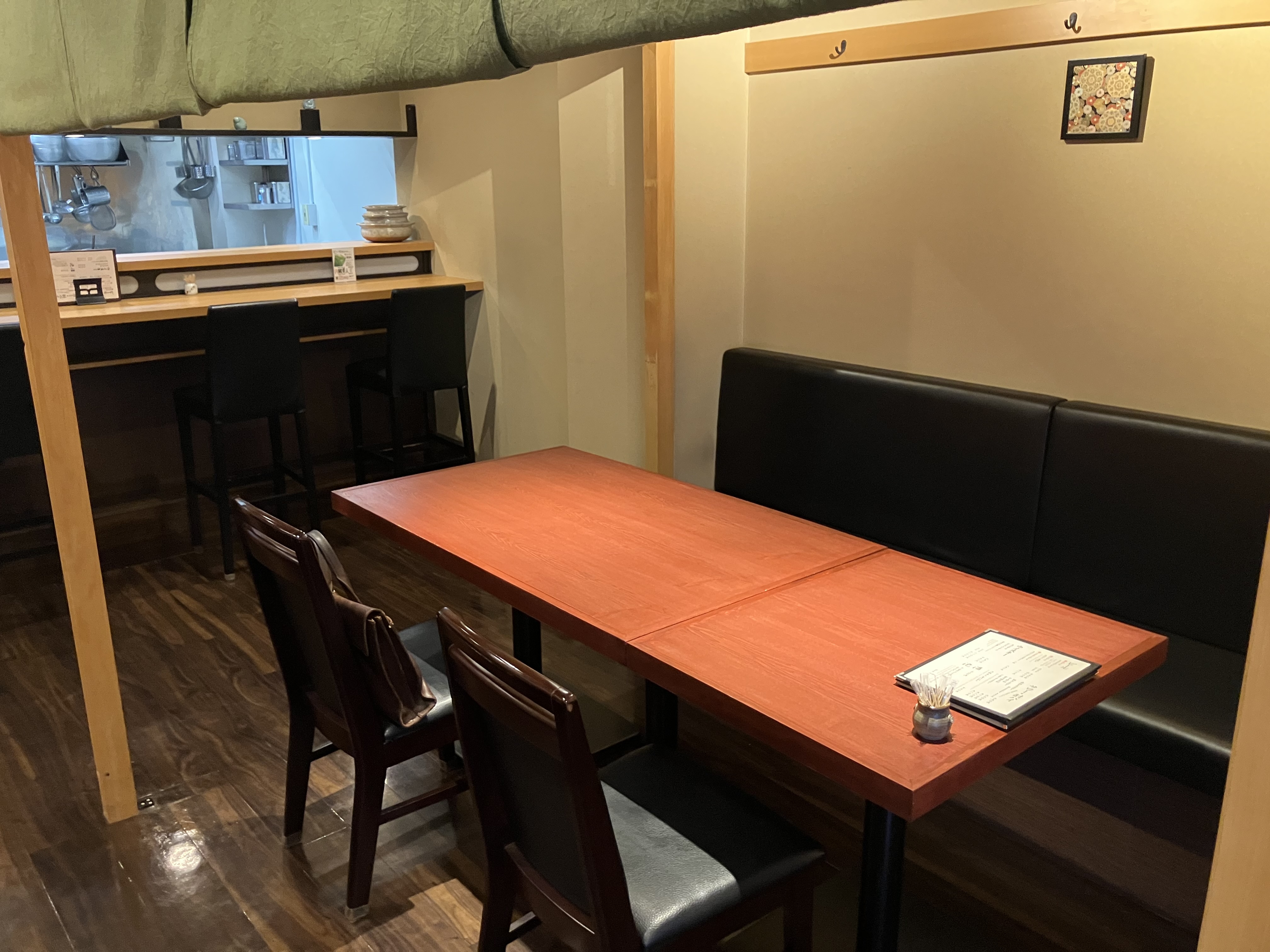 四谷三丁目駅徒歩4分　荒木町の中心部の和食店居抜き物件